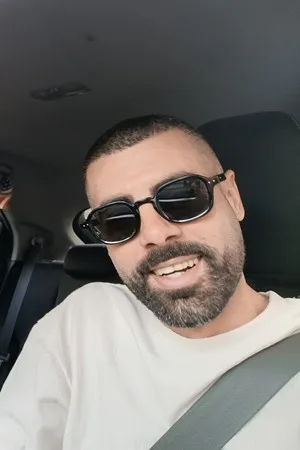 Amir89