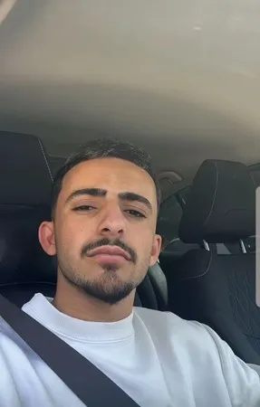 יונימממ