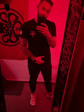 נישלט מושלם 