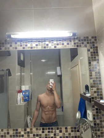 סקסי ואגרסיבי