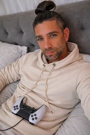 משוגע בקטע מצחי