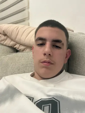 אור dhhdhמיכאלי