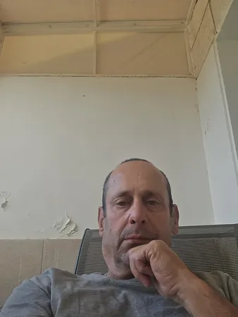 יובל עפר