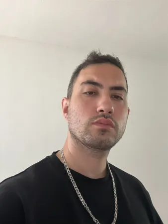 dimarak23