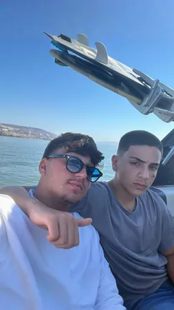 אורי&amp;
