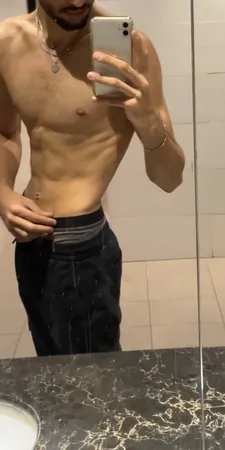 AXXX
