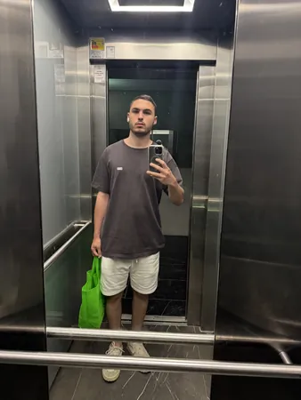 Omri__