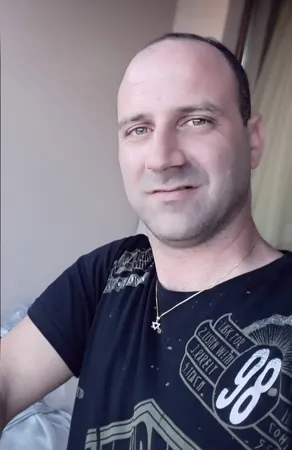 שניר 8783