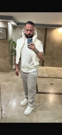 שוניק
